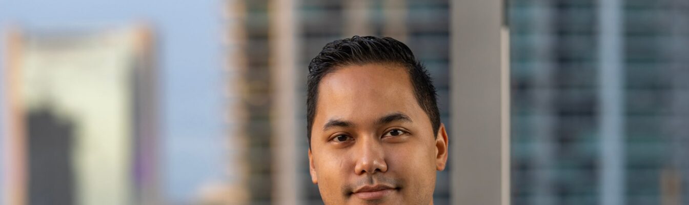 Daniel Chin - 1