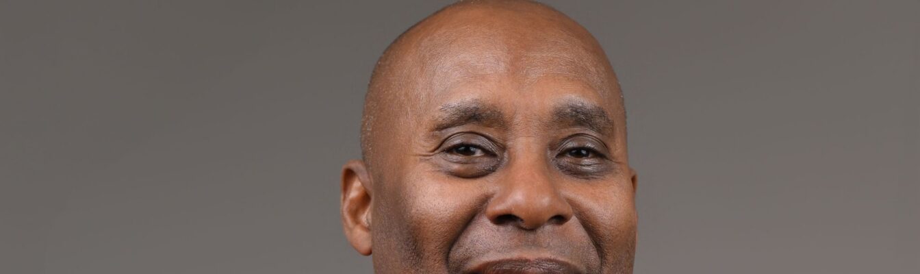 Dennis-Gordon-1.jpg