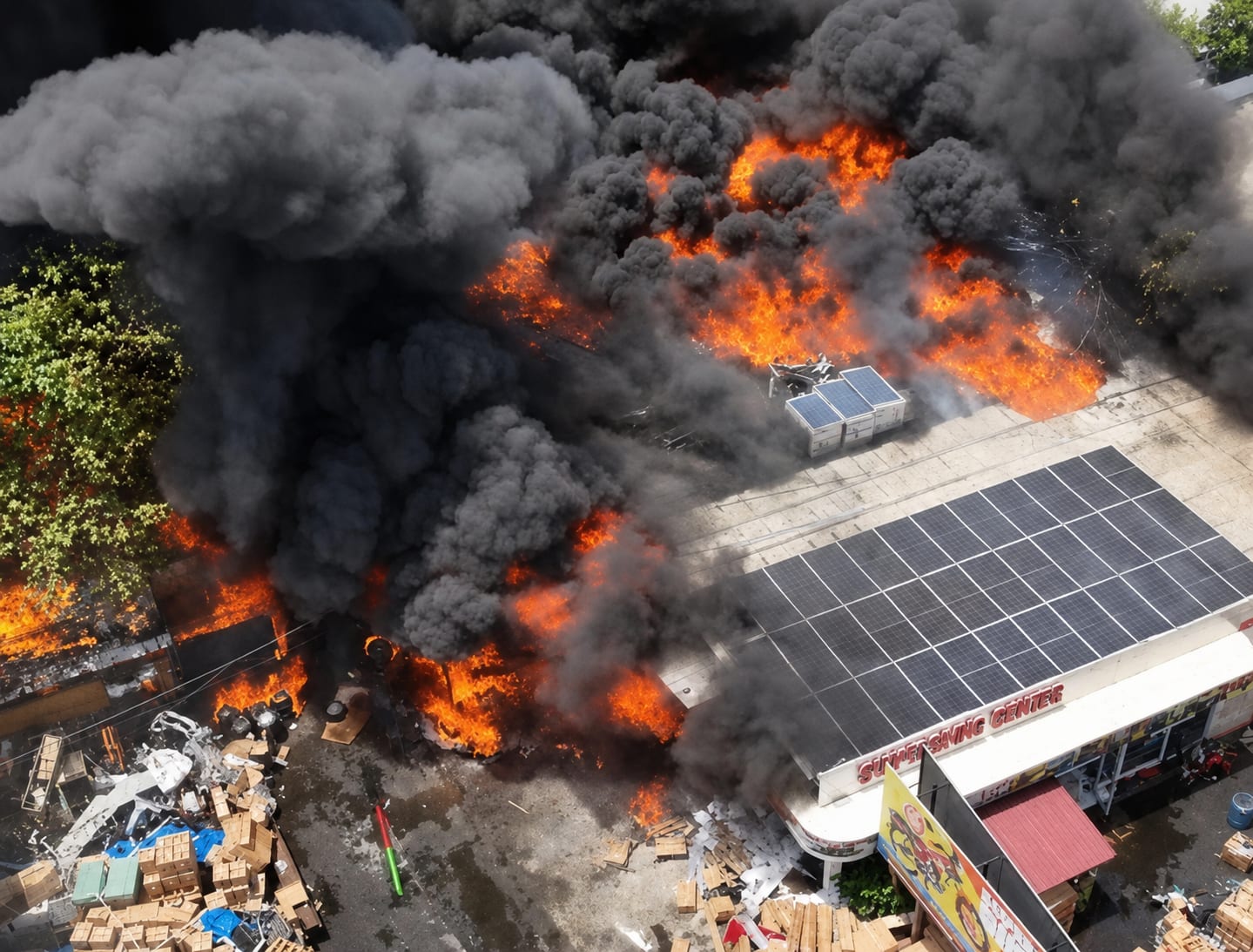 Fire Superior Auto Parts