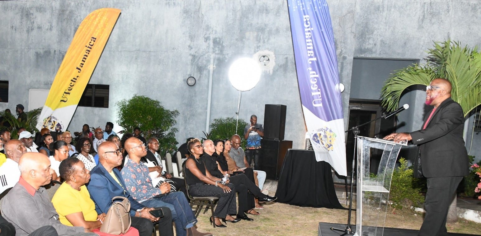 Paul Francis delivers tribute at Stephen Francis Wake