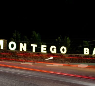 montego-bay-welcome-sign-our-today-demo