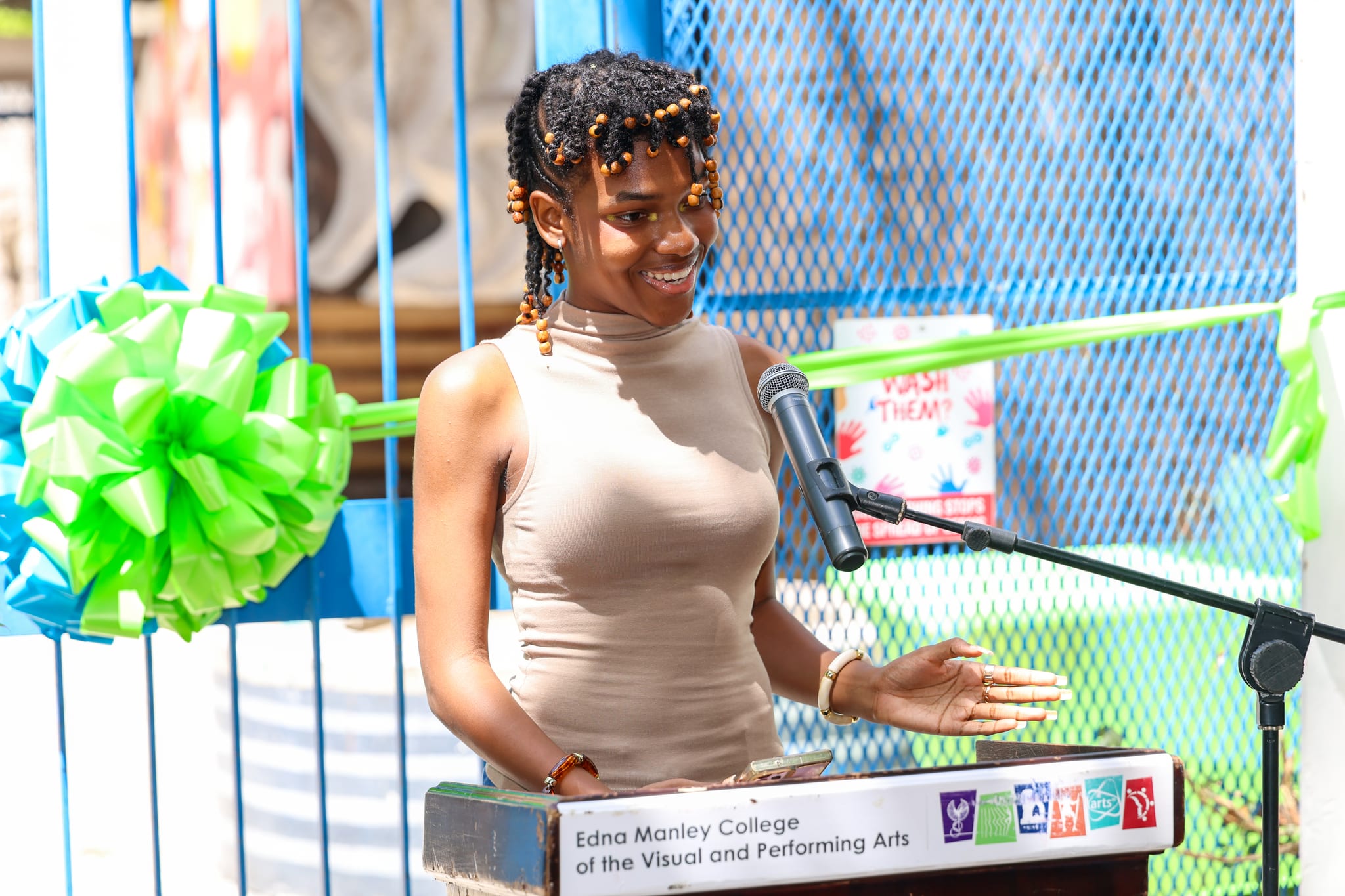 4V8A0147 - Lavanya Jones