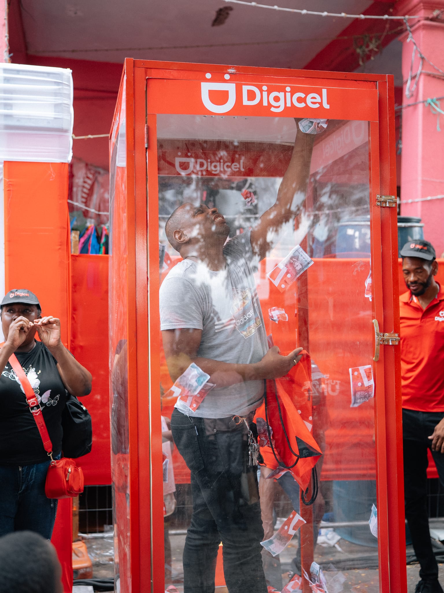 Digicel-28