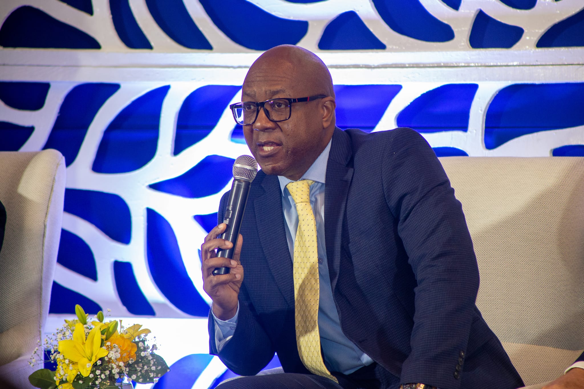 Dr Wendell Richards